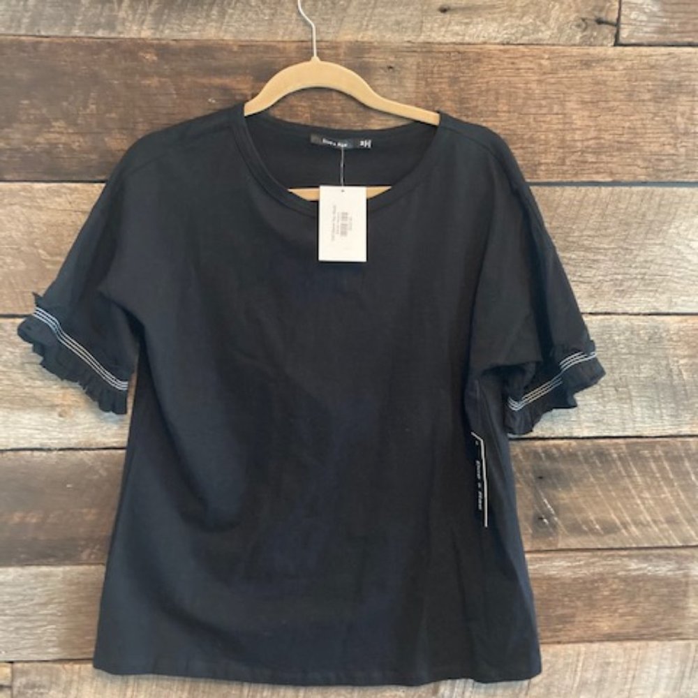 Doe & Rae Women's Blouse